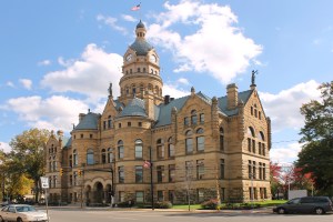 Trumbull_County_Courthouse_2